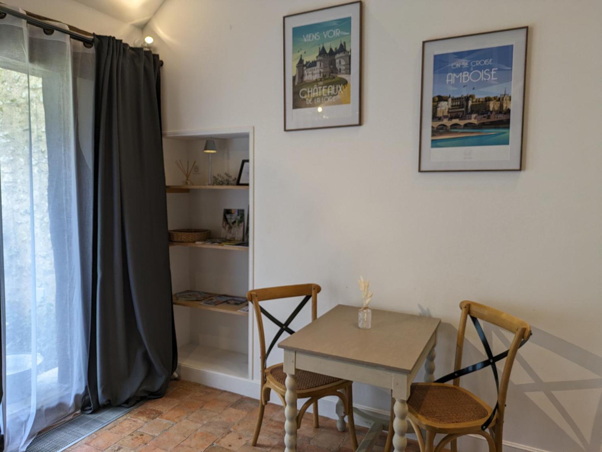 Gite De Charme - La Cure Pontlevoy Extérieur photo